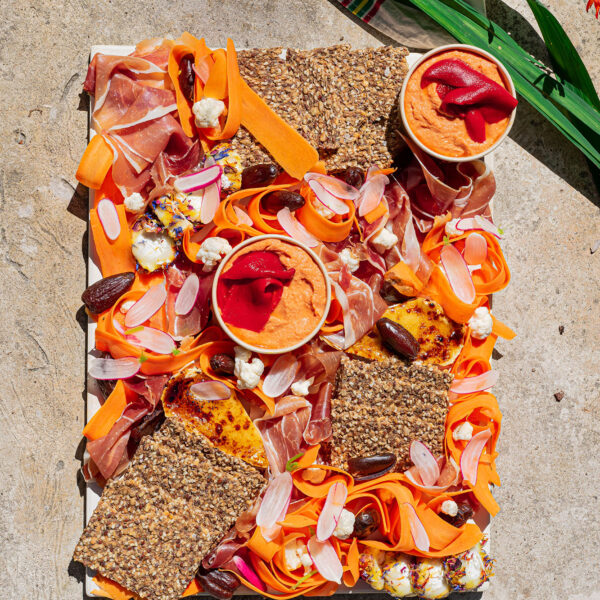 Plateau de saison composé des meilleurs charcuteries et fromages sélectionnés par manger Bonard